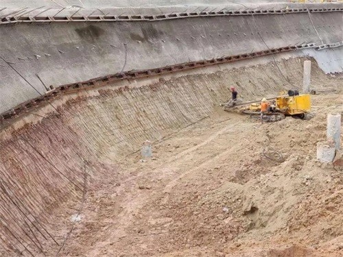文登基坑边坡加固